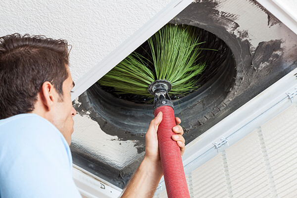 Professional Duct Cleaning Technicians in Grand Island, NE